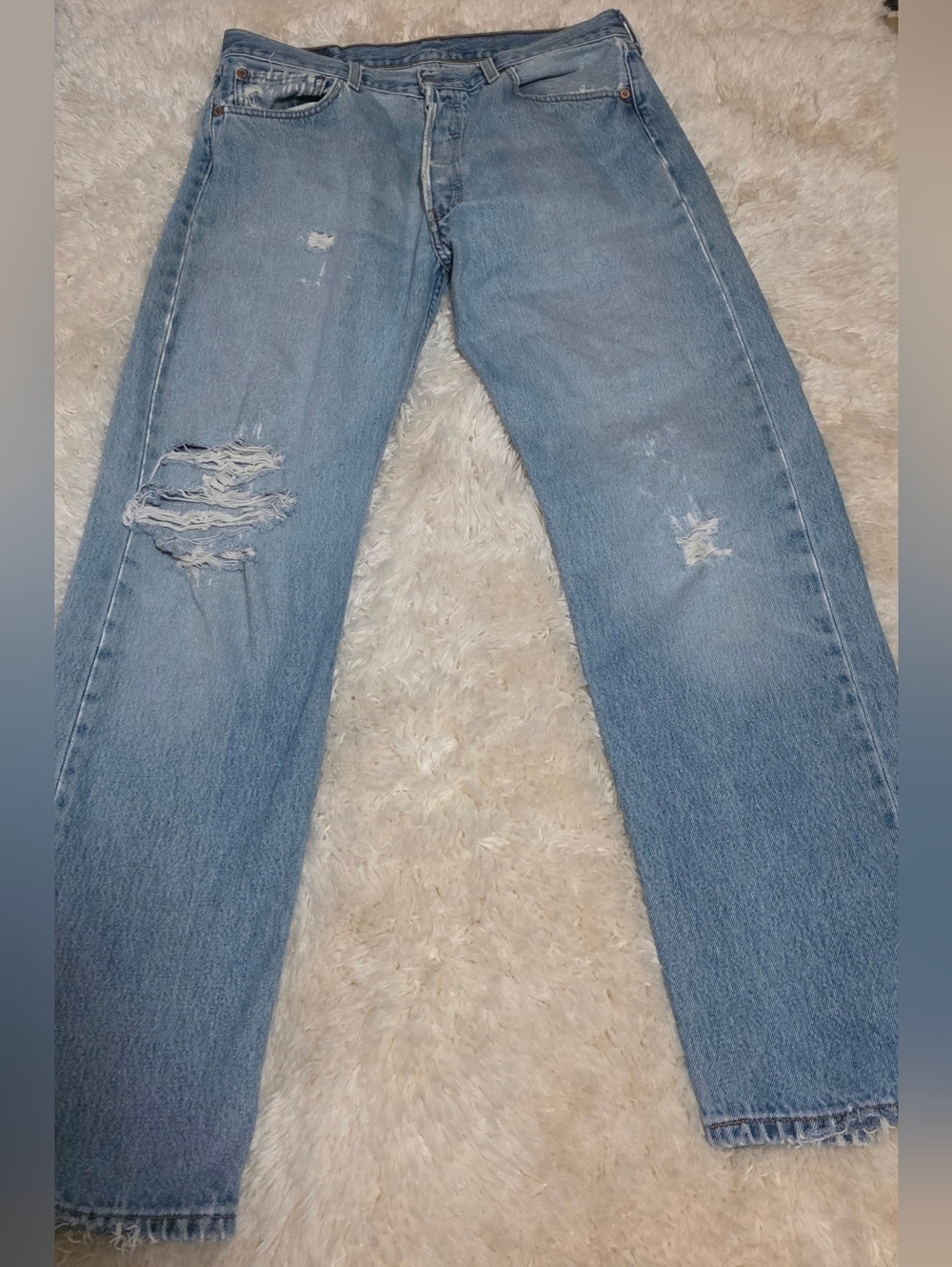 LEVIS 501 Original Fit Light Wash Distressed Straight-Leg Jeans Sz. 34x30